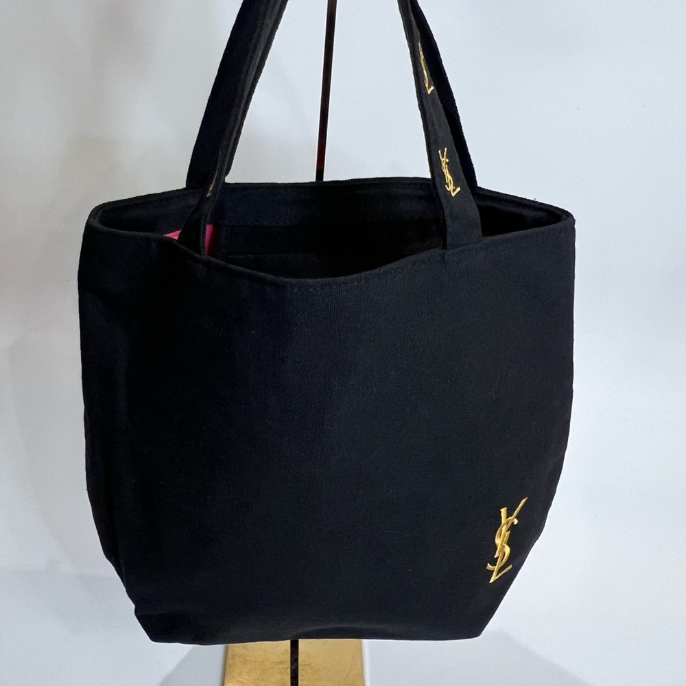 NWOT BLACK CANVAS TOTE SHOPPING BAG